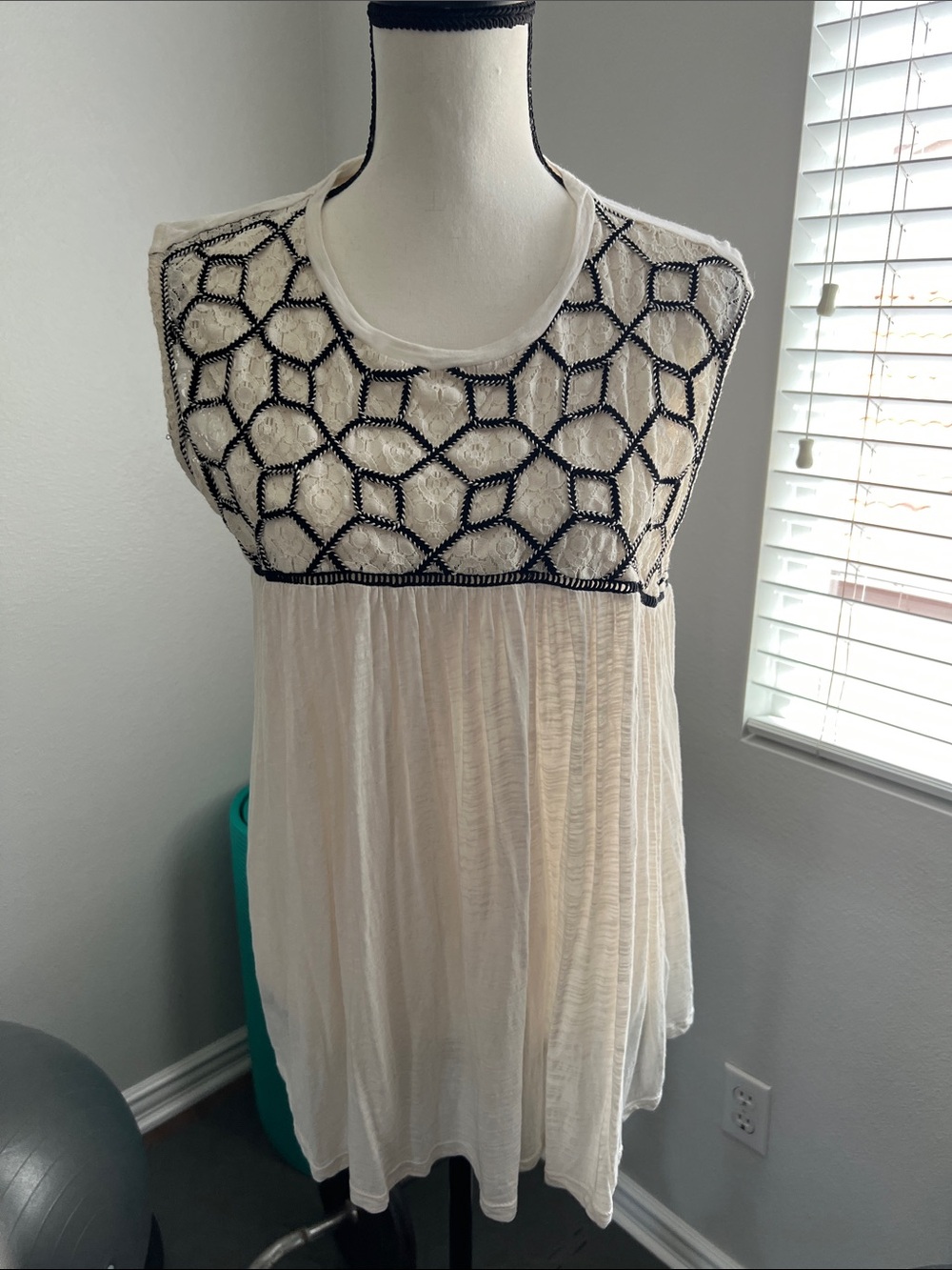 Caslon Cream Sleeveless Tunic with Black Embroidered Crochet Yoke